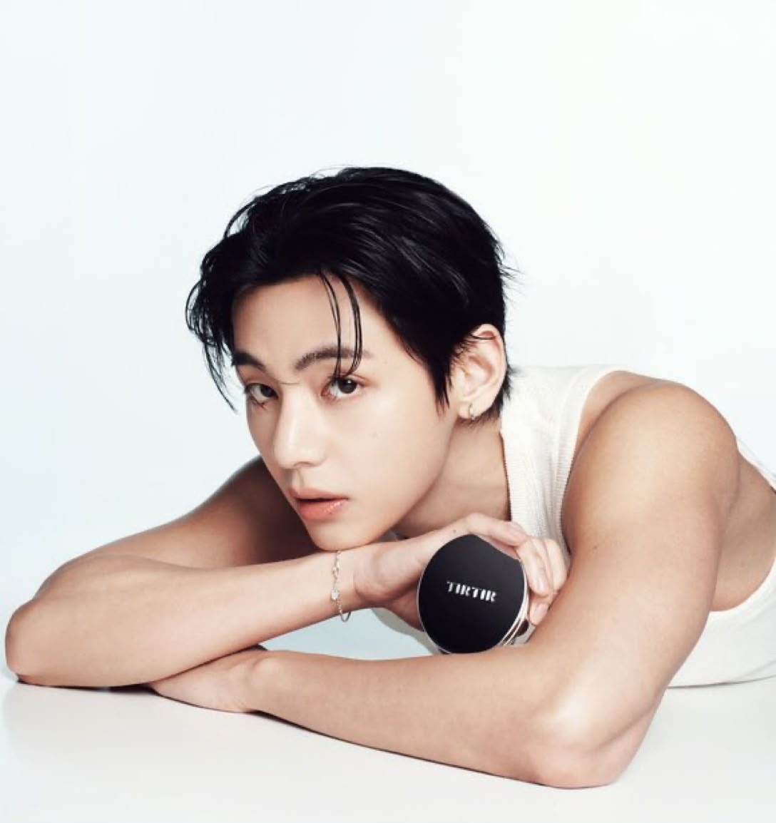 Taehyung TIRTIR visuals