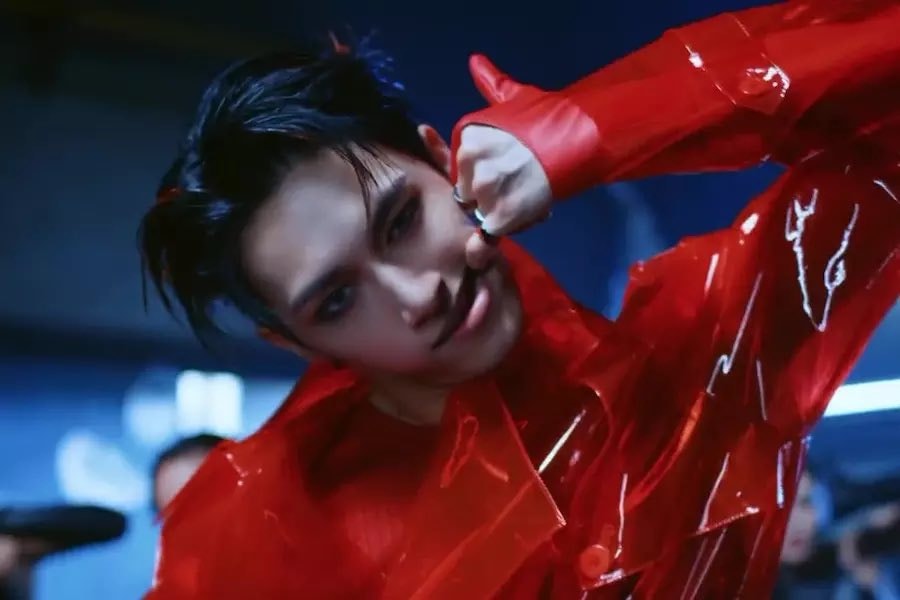 Jun SEVENTEEN Psycho 3 years (photo 1 of 4)