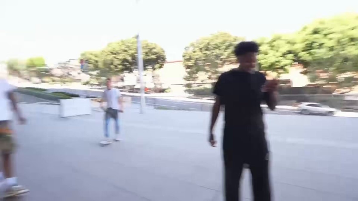 Dub skateboarding moment