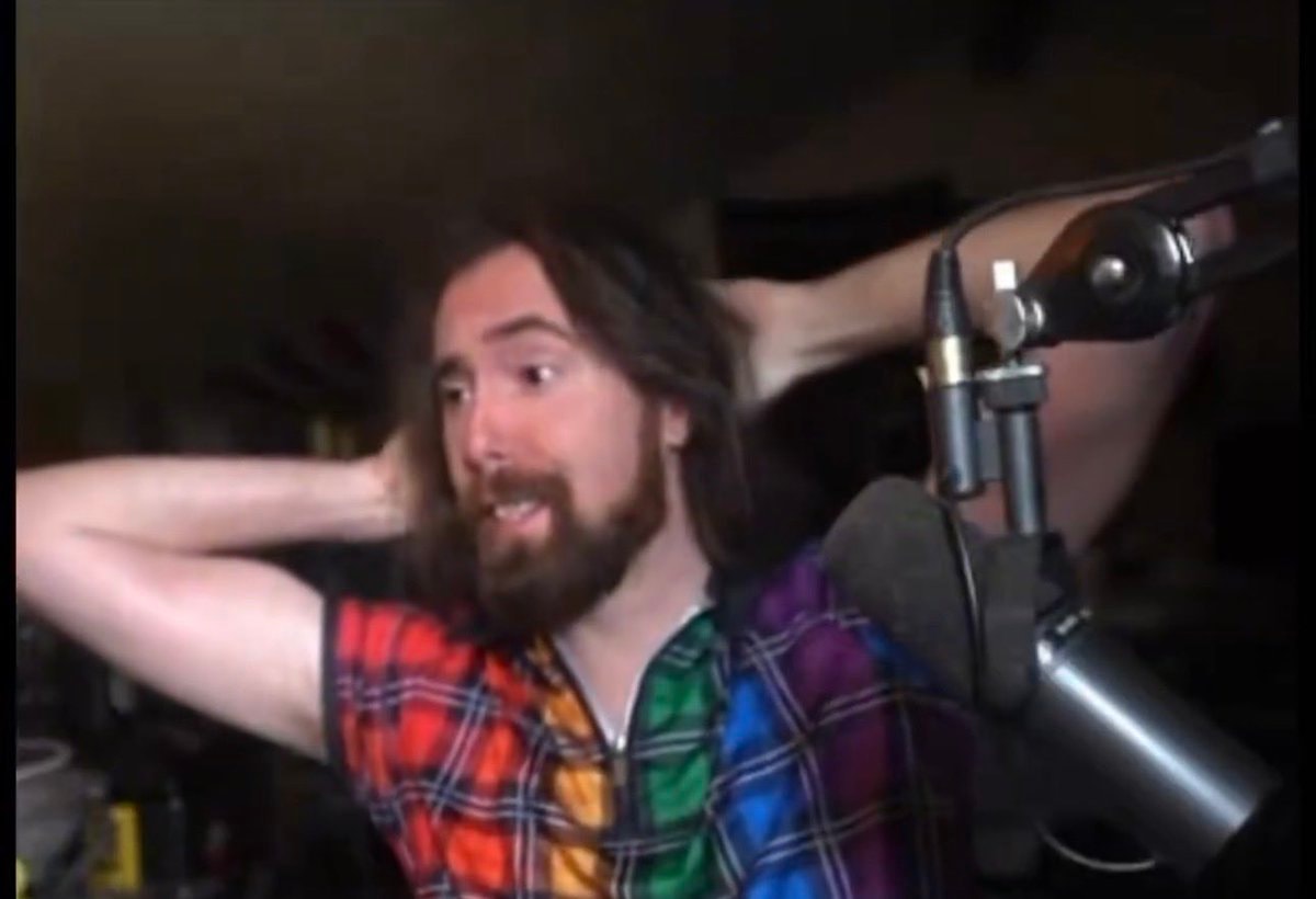 Rupert Lowe shouts out Asmongold (photo 2 of 2)