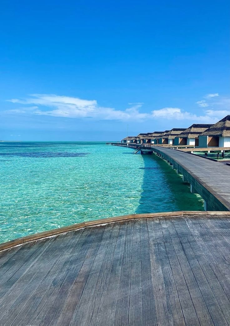 Maldives resort (photo 2 of 2)