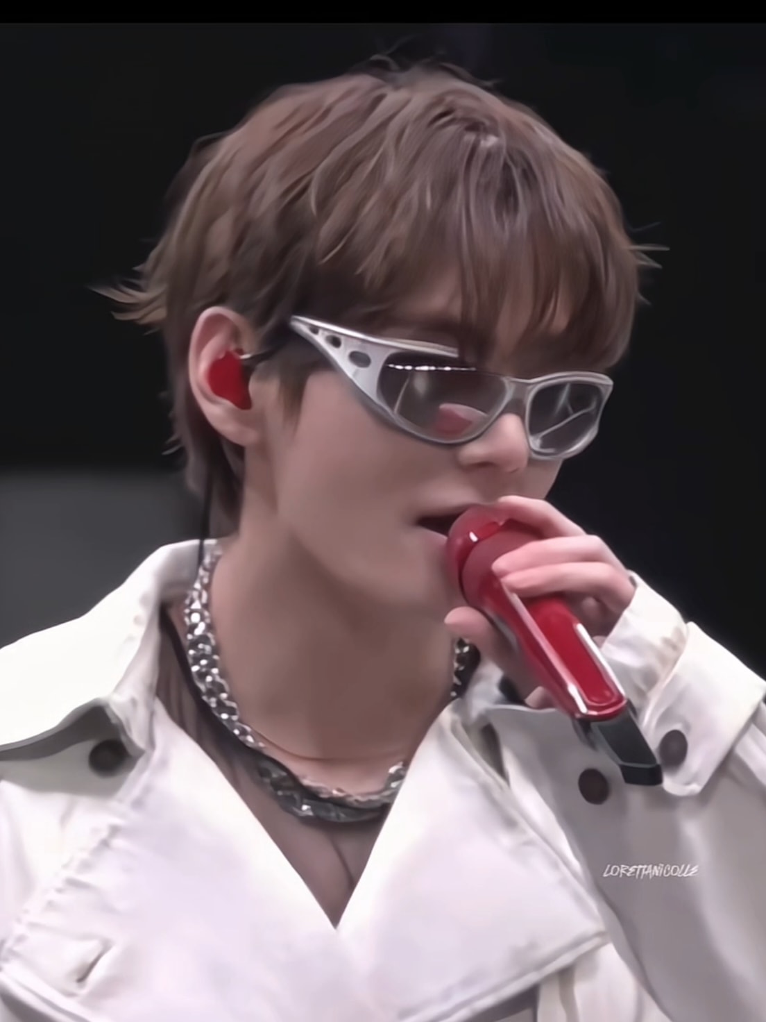 Taehyung stunning Taehyung stunning