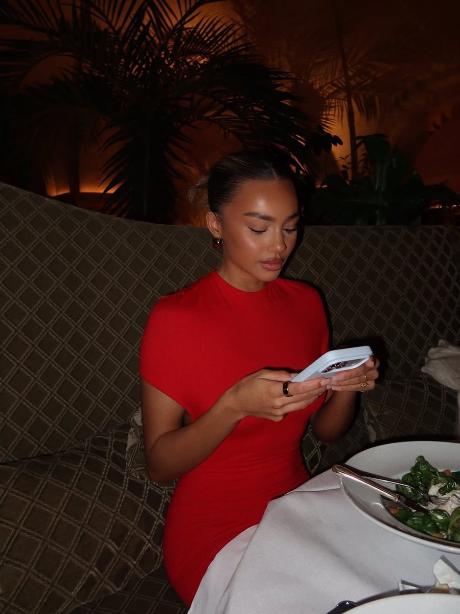 Tennessee Thresher red dress edit (photo 4 of 4)