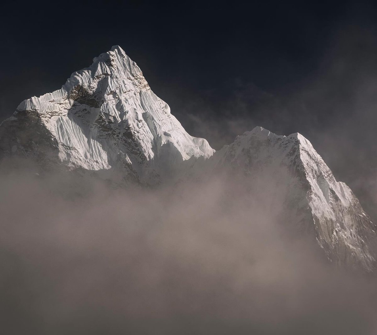 Nepal mountains golden hour (photo 2 of 4)