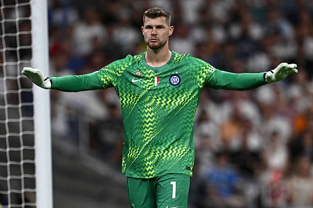 Buffon Robert Sánchez comparison