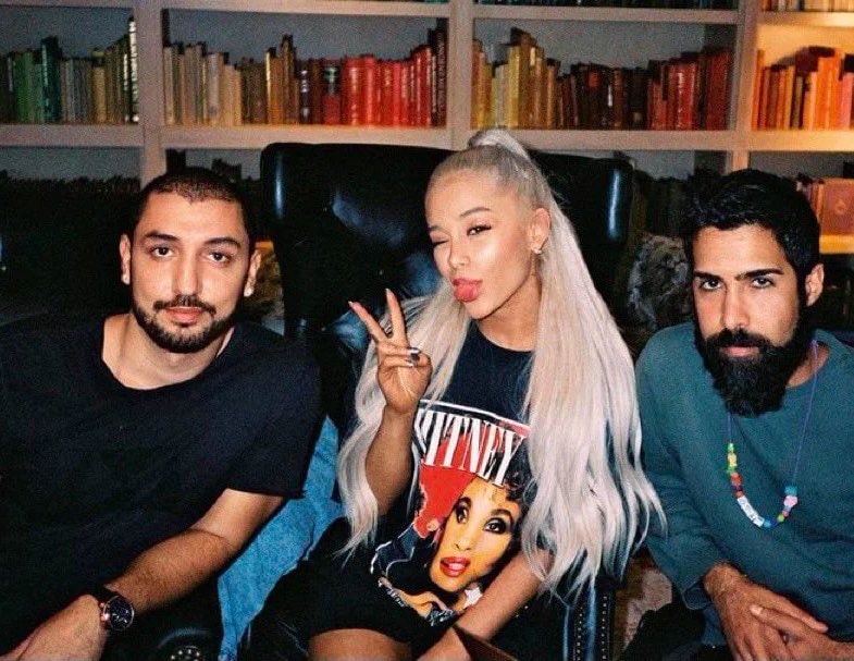 Ariana Grande Whitney Houston shirt