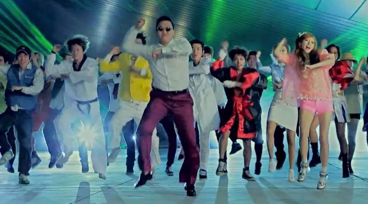 PSY Gangnam Style 14 years (photo 4 of 4)