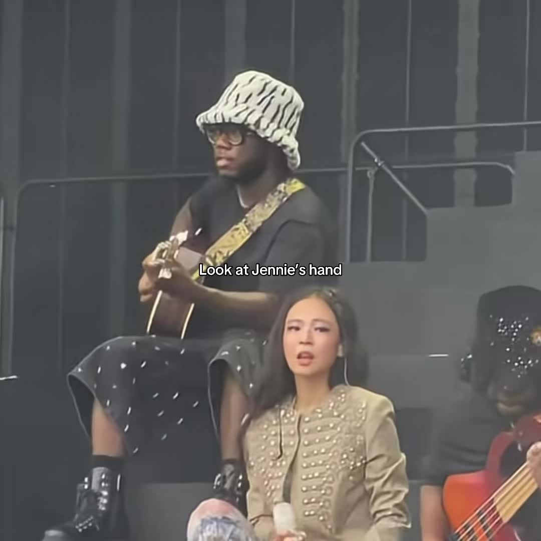Jennie stage performance