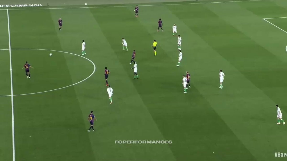 Barcelona attacks vs Racing Santander Barcelona attacks vs Racing Santander