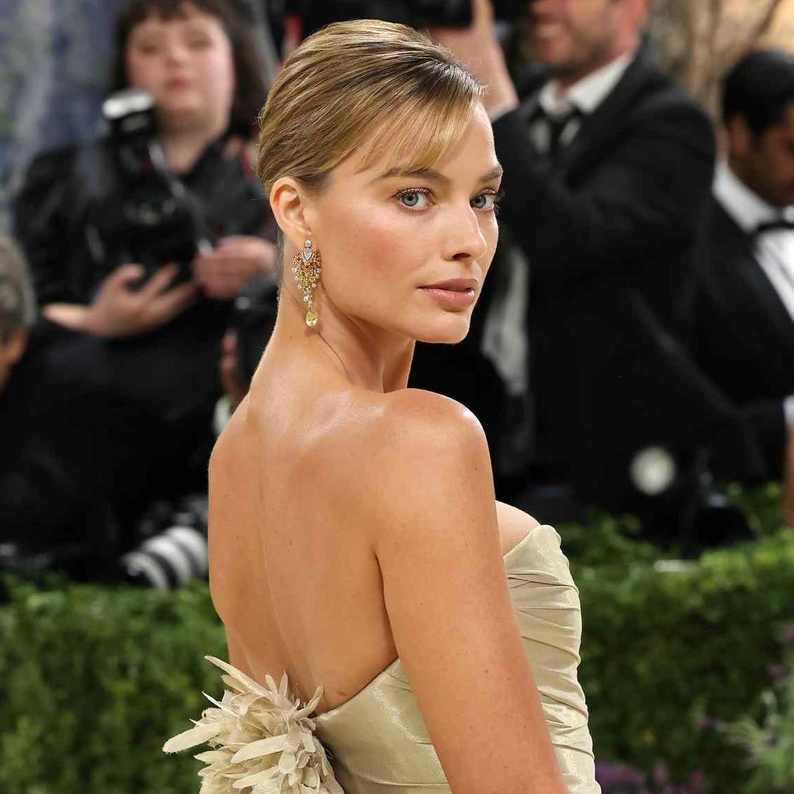 Margot Robbie 36th birthday (photo 2 of 2)