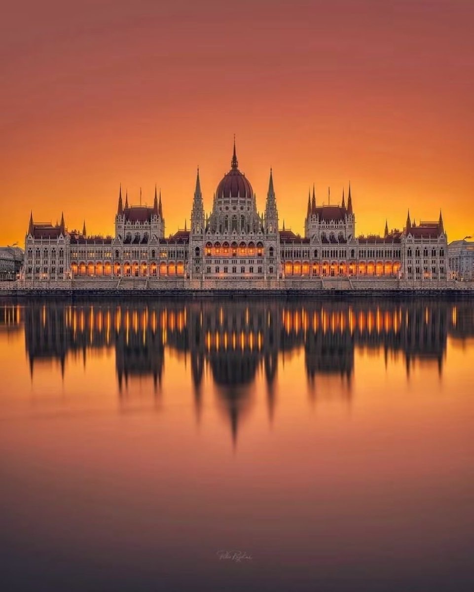 Budapest Hungary sunset (photo 2 of 2)