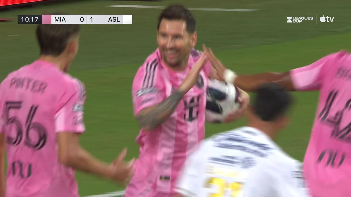 Messi one-touch finish goal