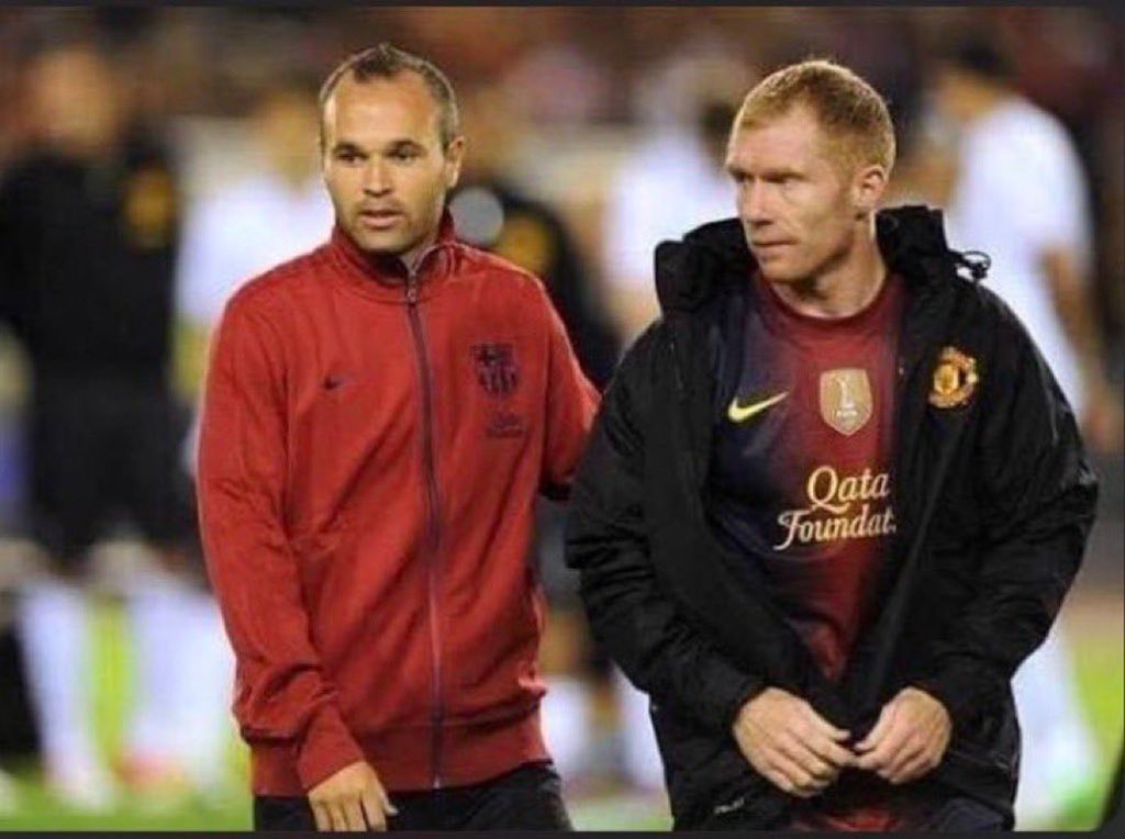 andres iniesta on paul scholes highlights (photo 2 of 2)
