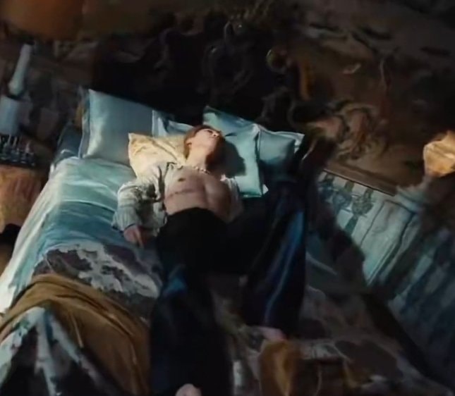 Jimin "Normal" music video viral (photo 2 of 2)