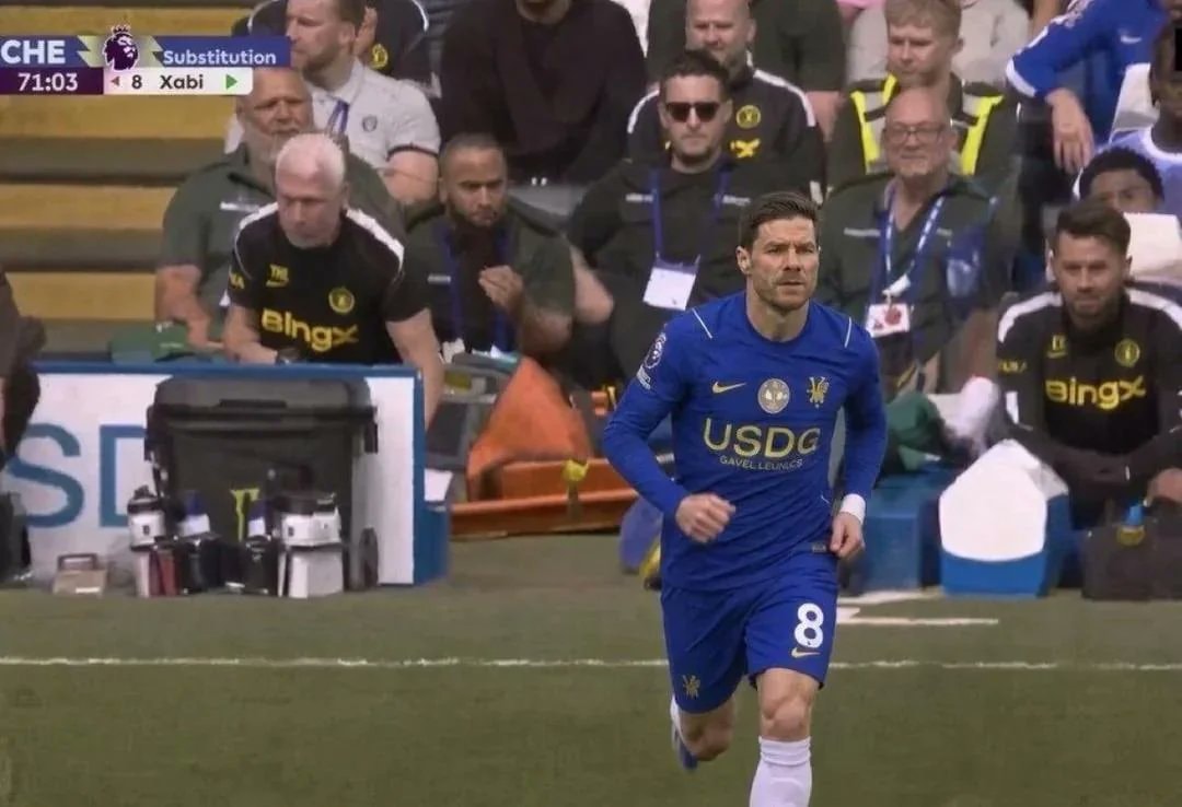 Xabi Alonso substitution moment