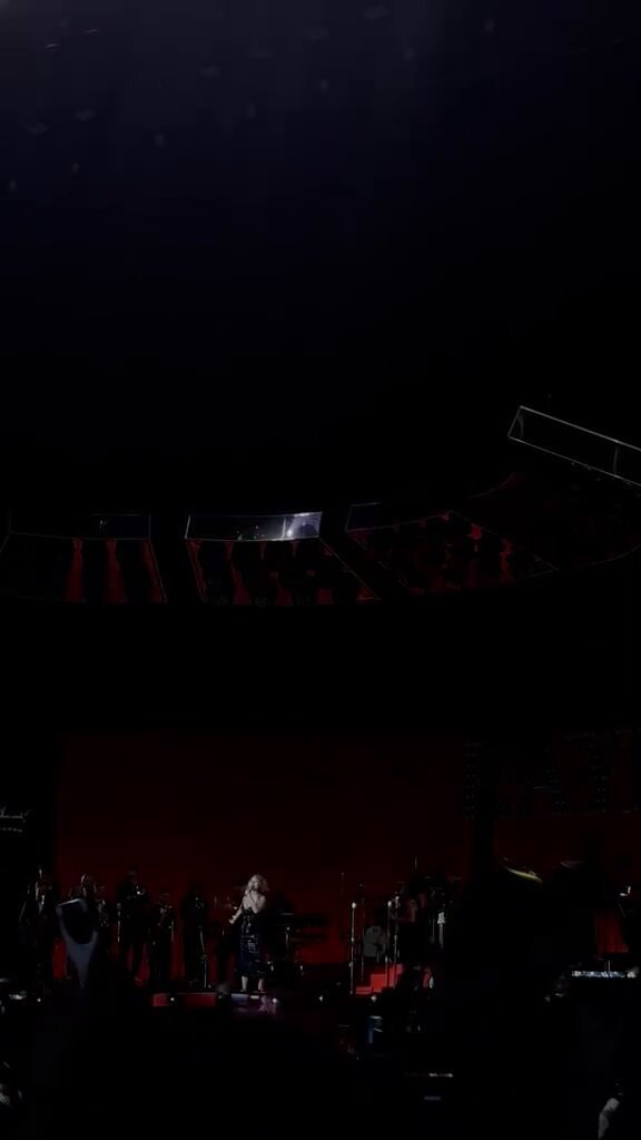 RAYE Reading Festival performance