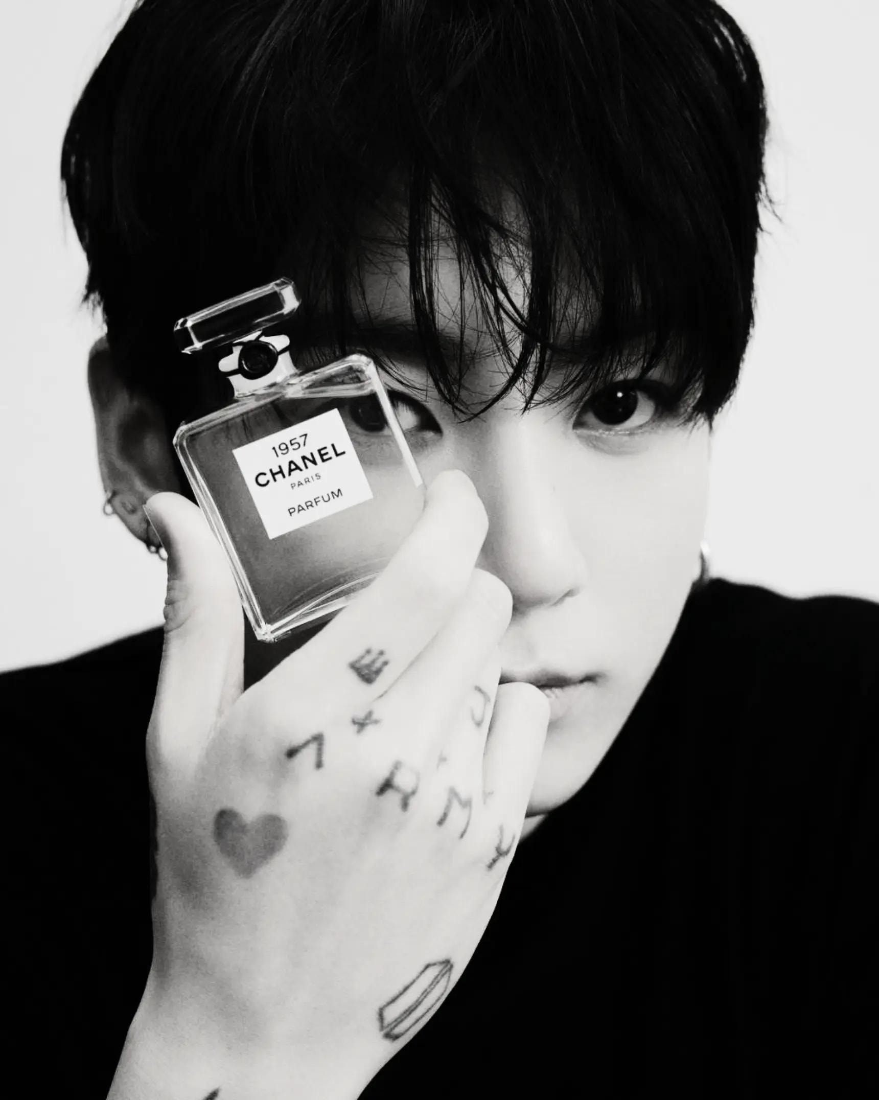 Jungkook CHANEL 1957 campaign with Olivier Polge (photo 1 of 4)