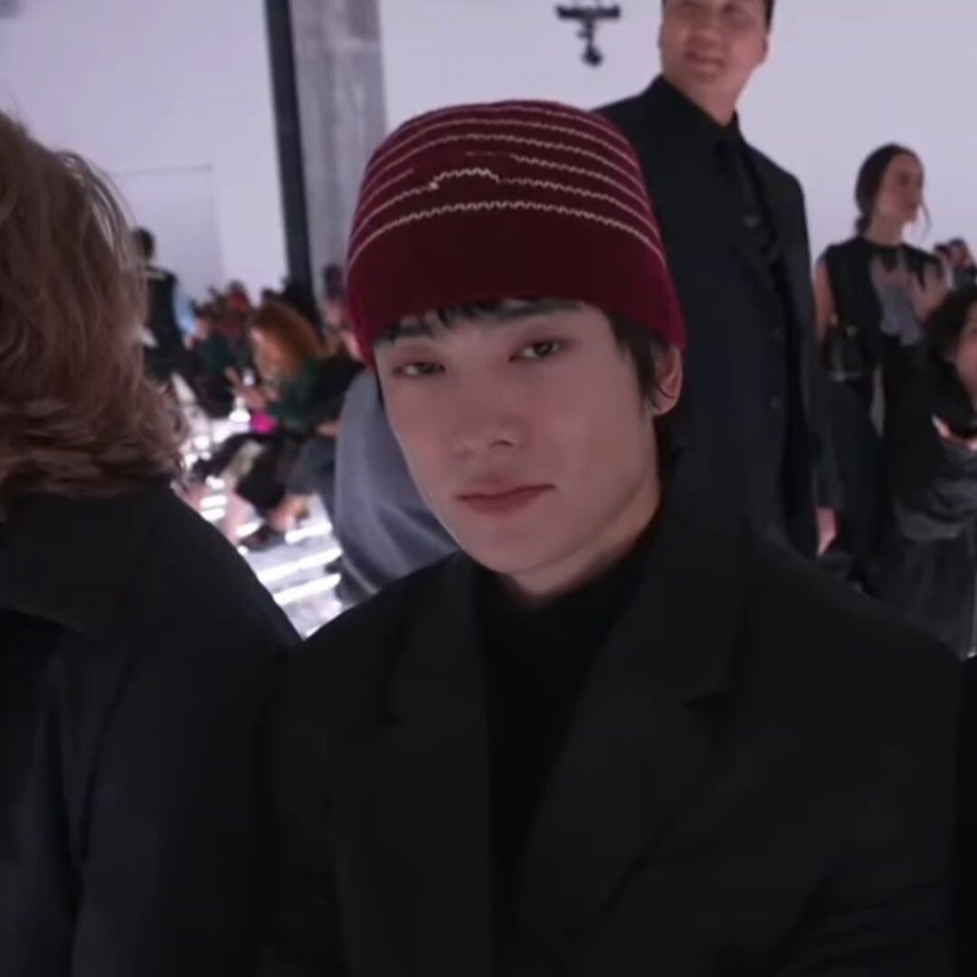 Jaehyun Prada Fashion Show hat