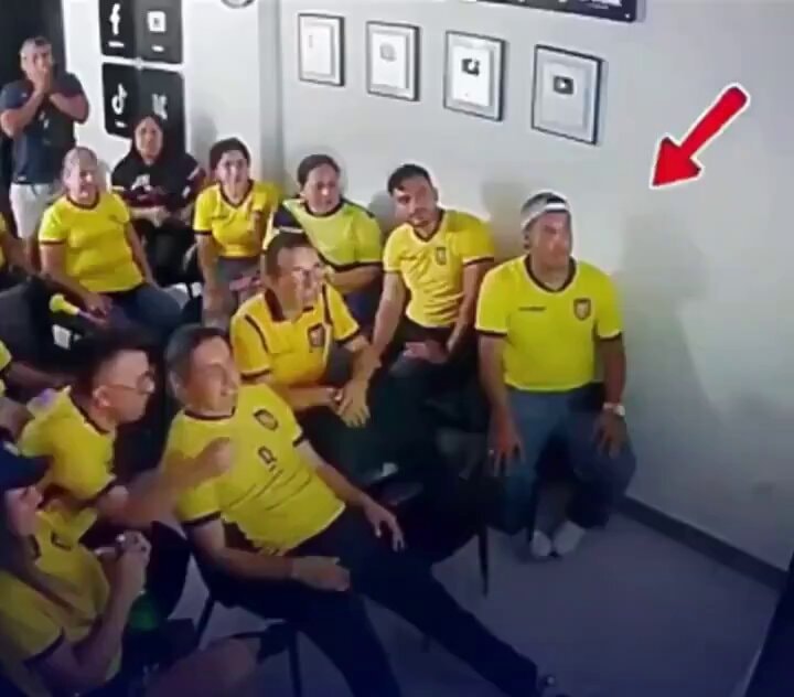 Guy hiding goal alert