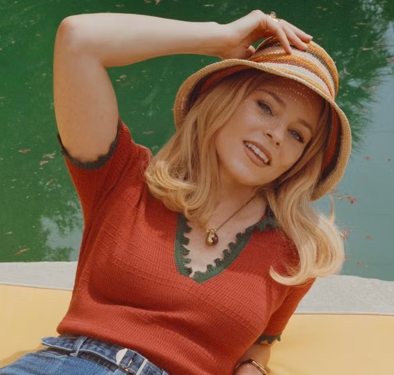 Elizabeth Banks as Karen Read Amazon series