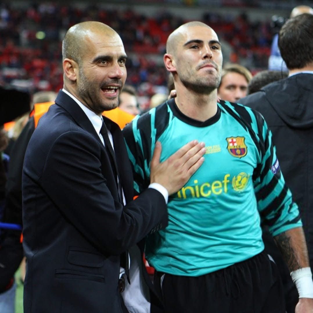 Guardiola tactical meeting with Victor Valdés Barcelona