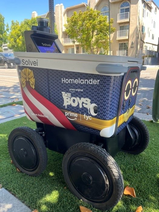 The Boys Homelander delivery robot (photo 2 of 2)