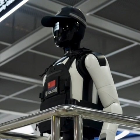 Robots in China metro stations Robots in China metro stations