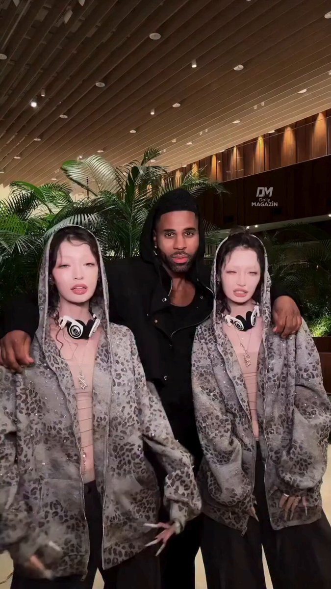 Danazana twins with Jason Derulo Danazana twins with Jason Derulo