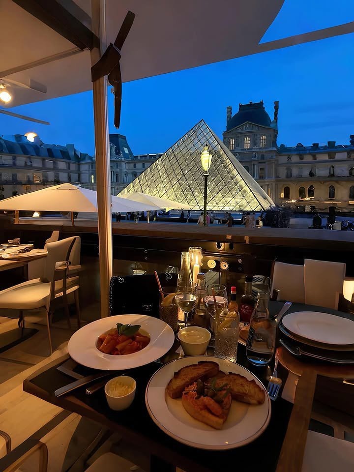 Paris France (photo 2 of 2)
