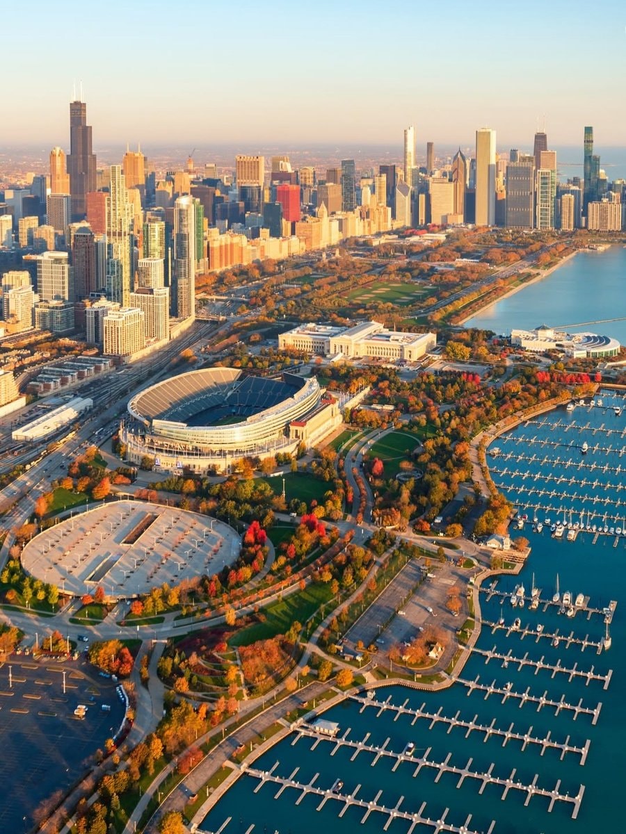 Chicago Illinois cityscape