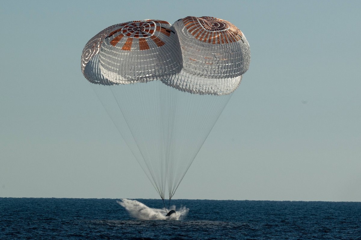 NASA SpaceX ISS ocean disposal plan (photo 2 of 2)