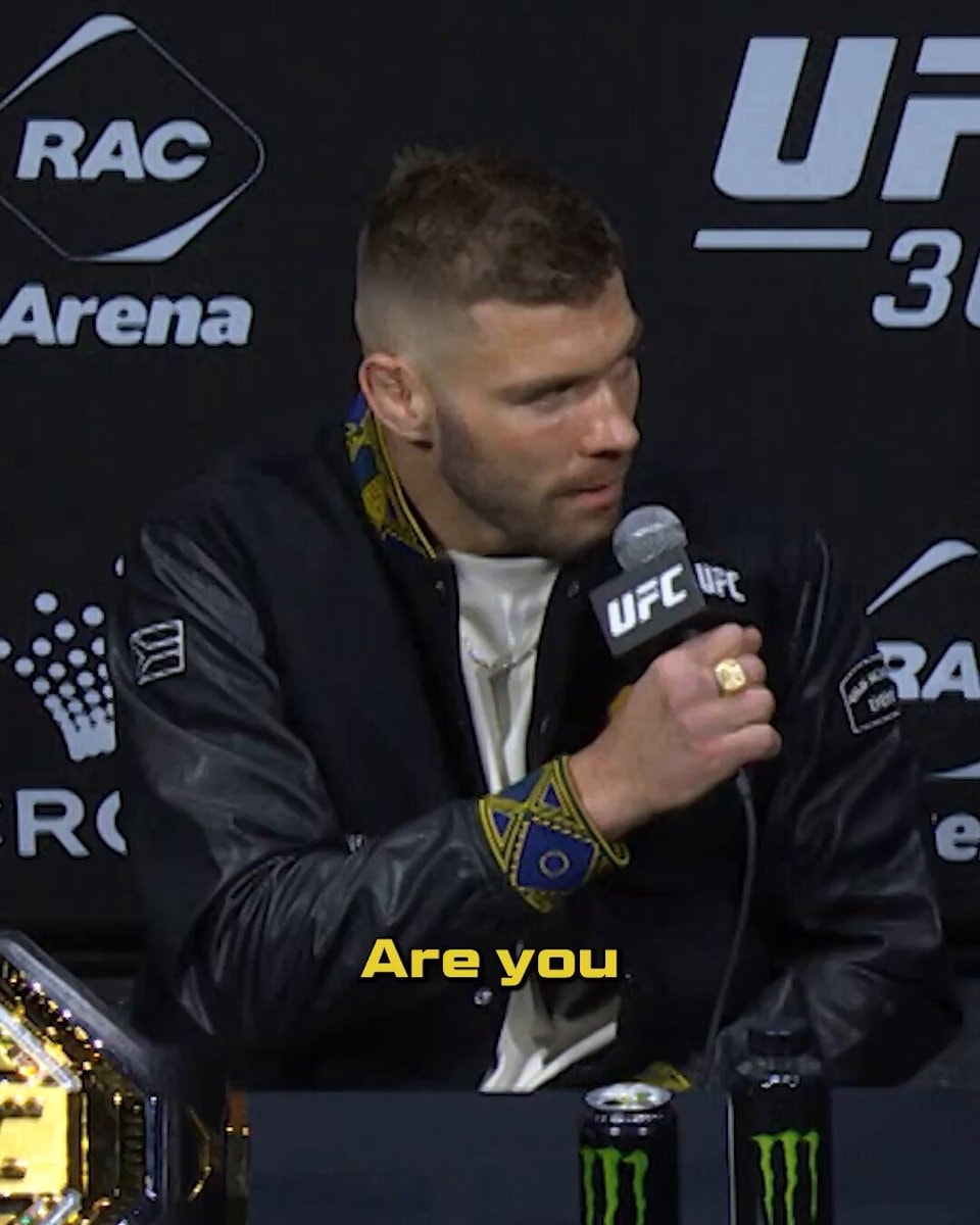 Alex Pereira UFC 300 press conference