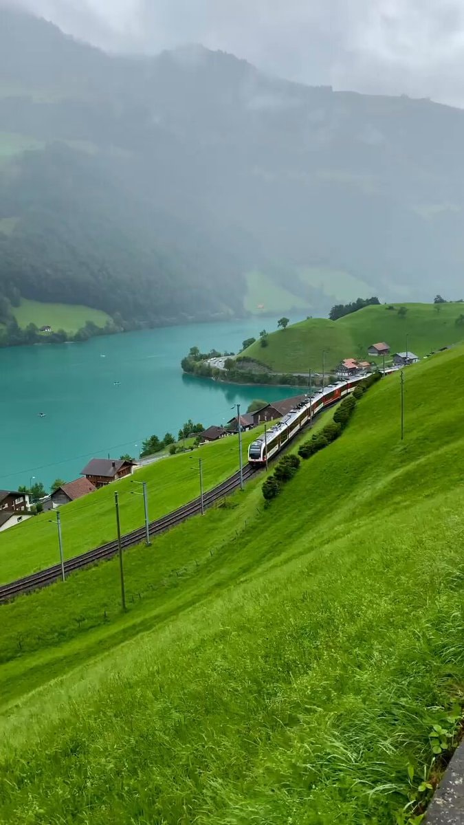 Switzerland train ride 🇨🇭