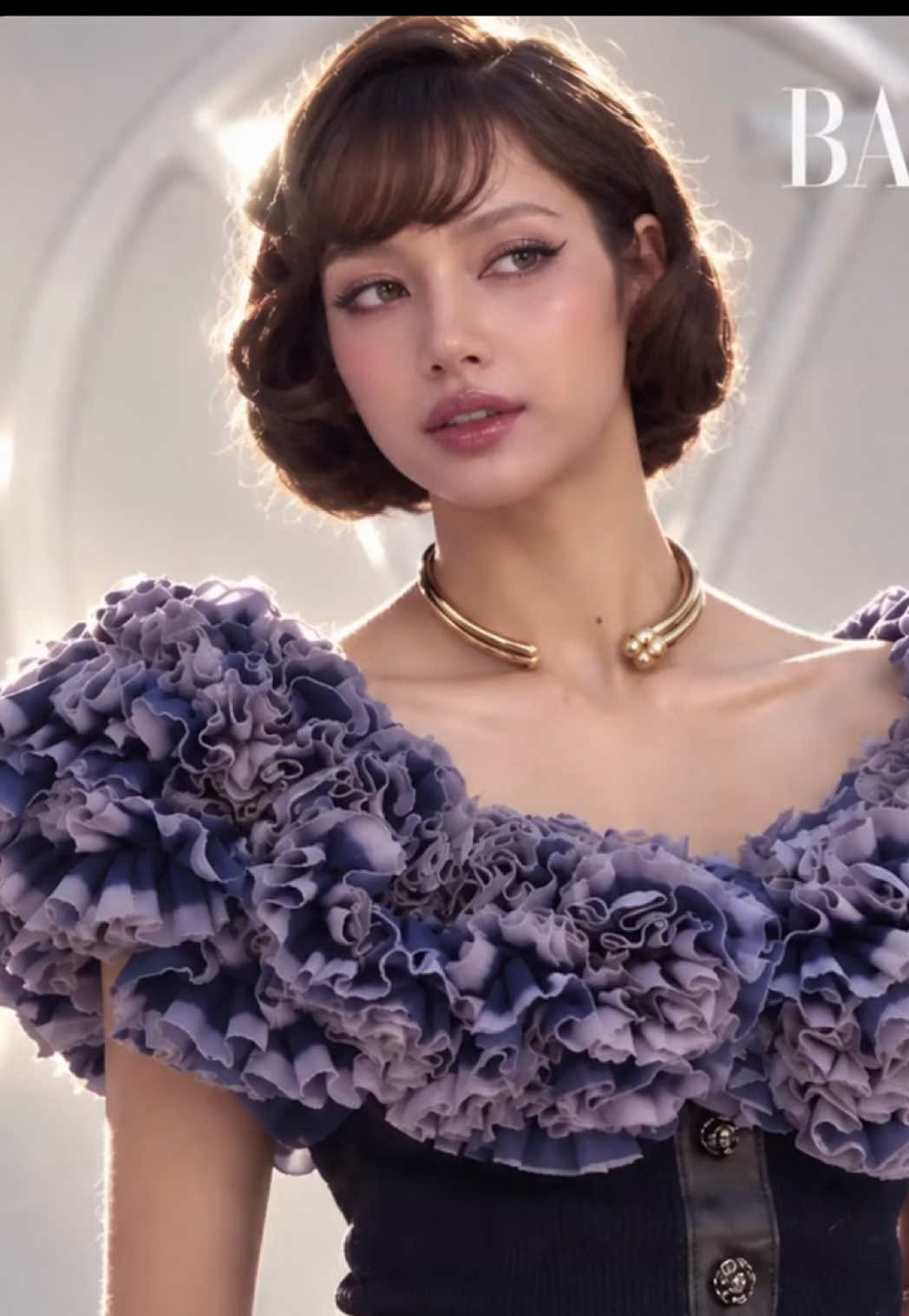 LISA LLOUD Louis Vuitton