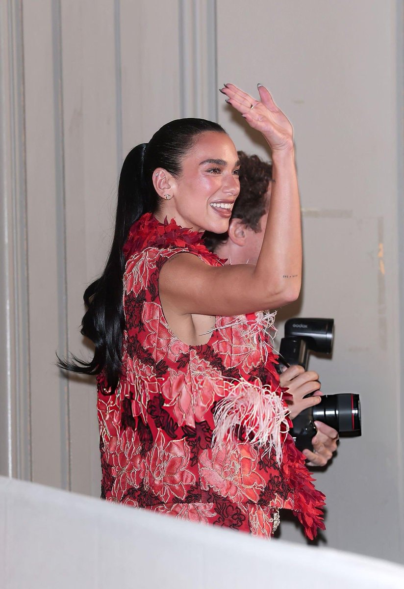 Dua Lipa floral outfit (photo 2 of 2)