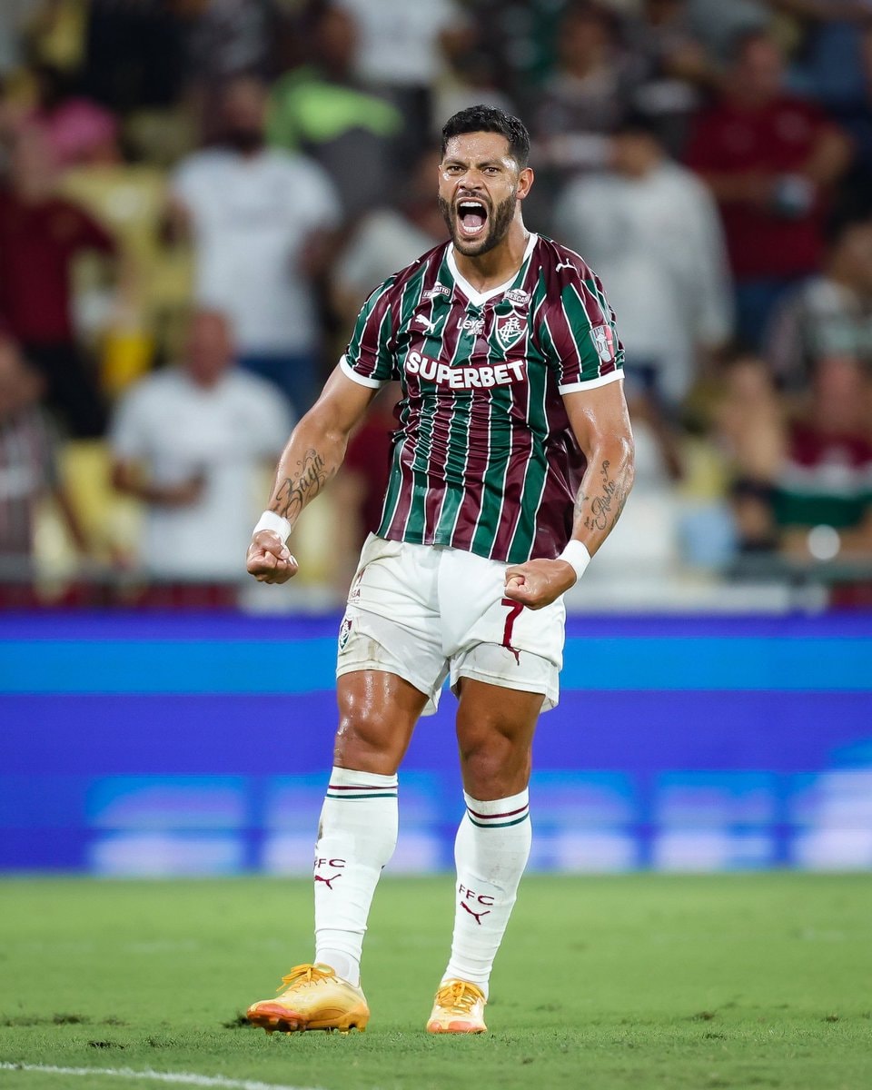 Hulk celebrates for Fluminense Hulk celebrates for Fluminense