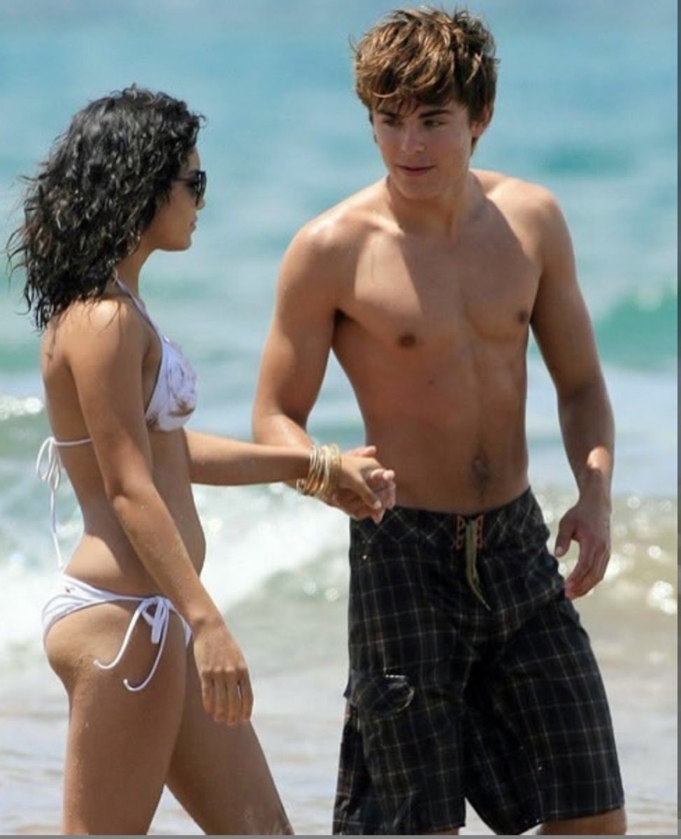 Zac Efron Vanessa Hudgens High School Musical (photo 3 of 4) Zac Efron Vanessa Hudgens High School Musical (photo 3 of 4)