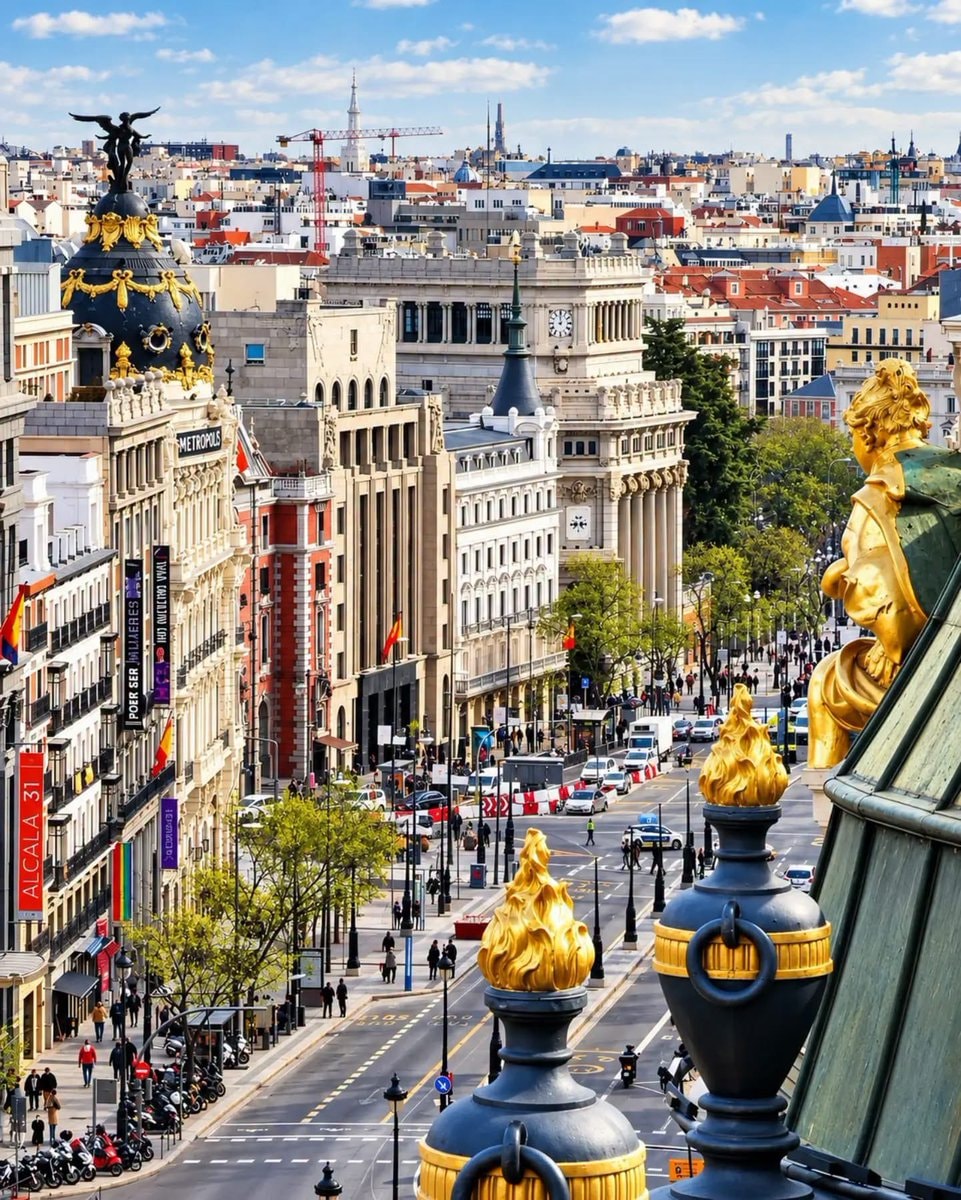 Calle Alcalá Madrid view