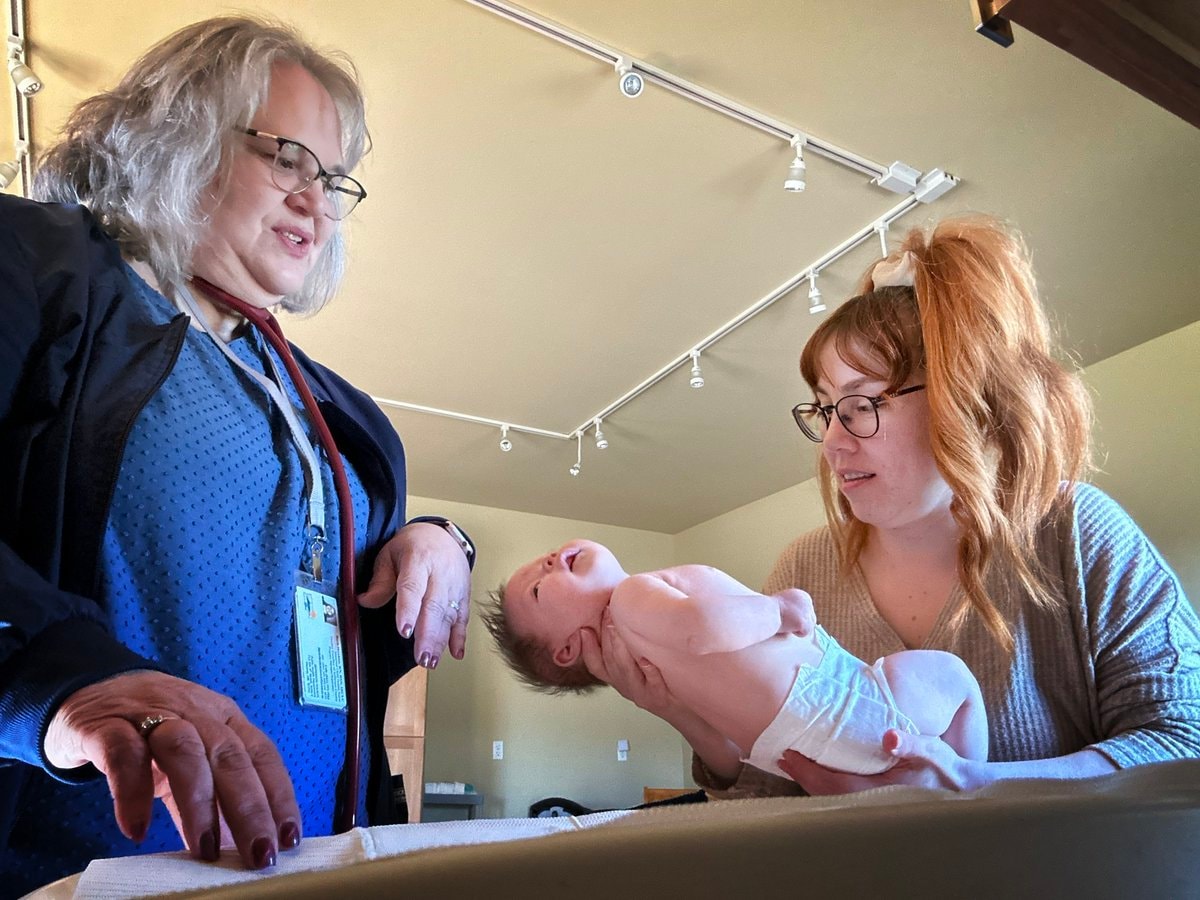 Massachusetts expands home visits for new babies