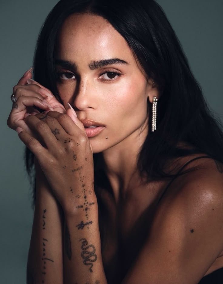 Two photos featuring Harry Styles and Zoë Kravitz (photo 2 of 2)