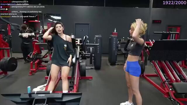 Aishah Sofey gym squat mishap Aishah Sofey gym squat mishap