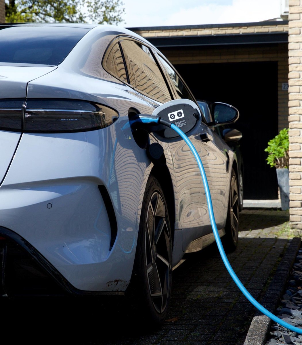 China EV fast charging rollout