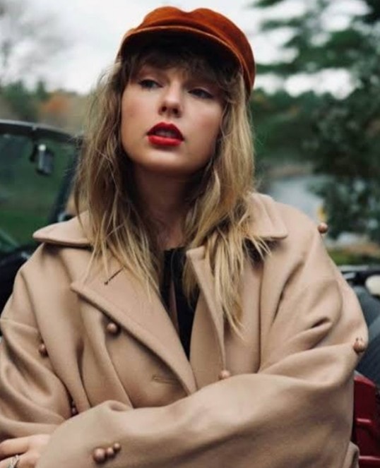 Photos of 2027 Grammy predicted nominees (photo 2 of 4)