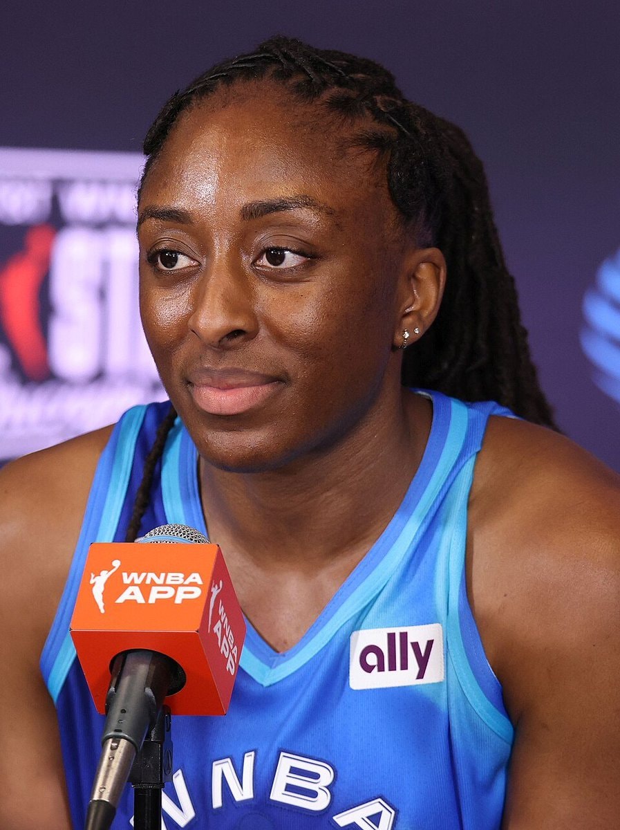Nneka Ogwumike retirement announcement