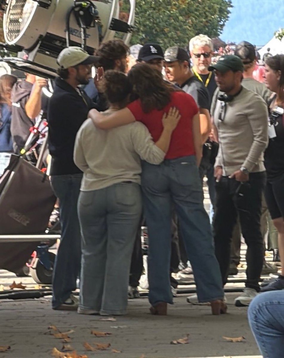 Ella and Louisa on the Off Campus set