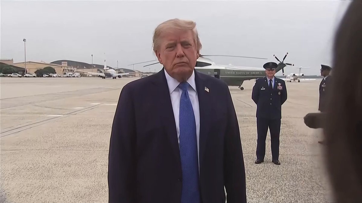 Trump confirms USS Abraham Lincoln move
