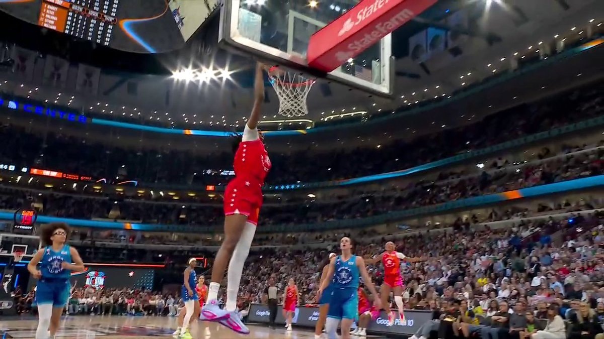 Dominique Malonga WNBA All-Star dunk