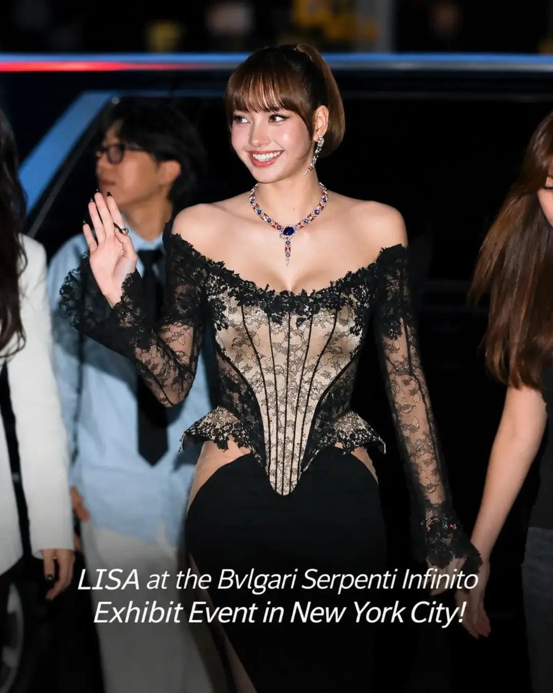 Lisa Bvlgari Serpenti Infinito regal