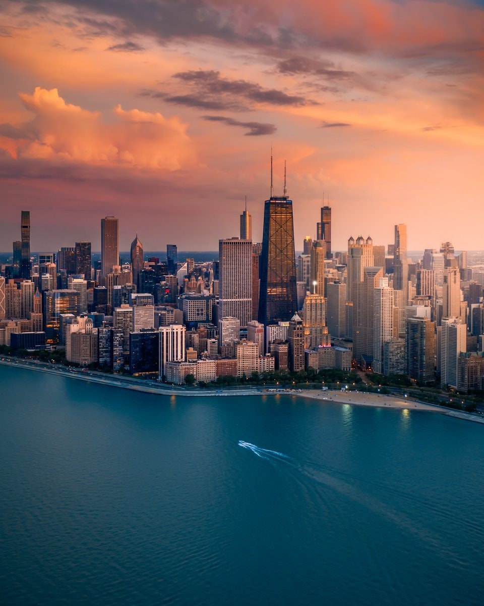Chicago skyline sunset
