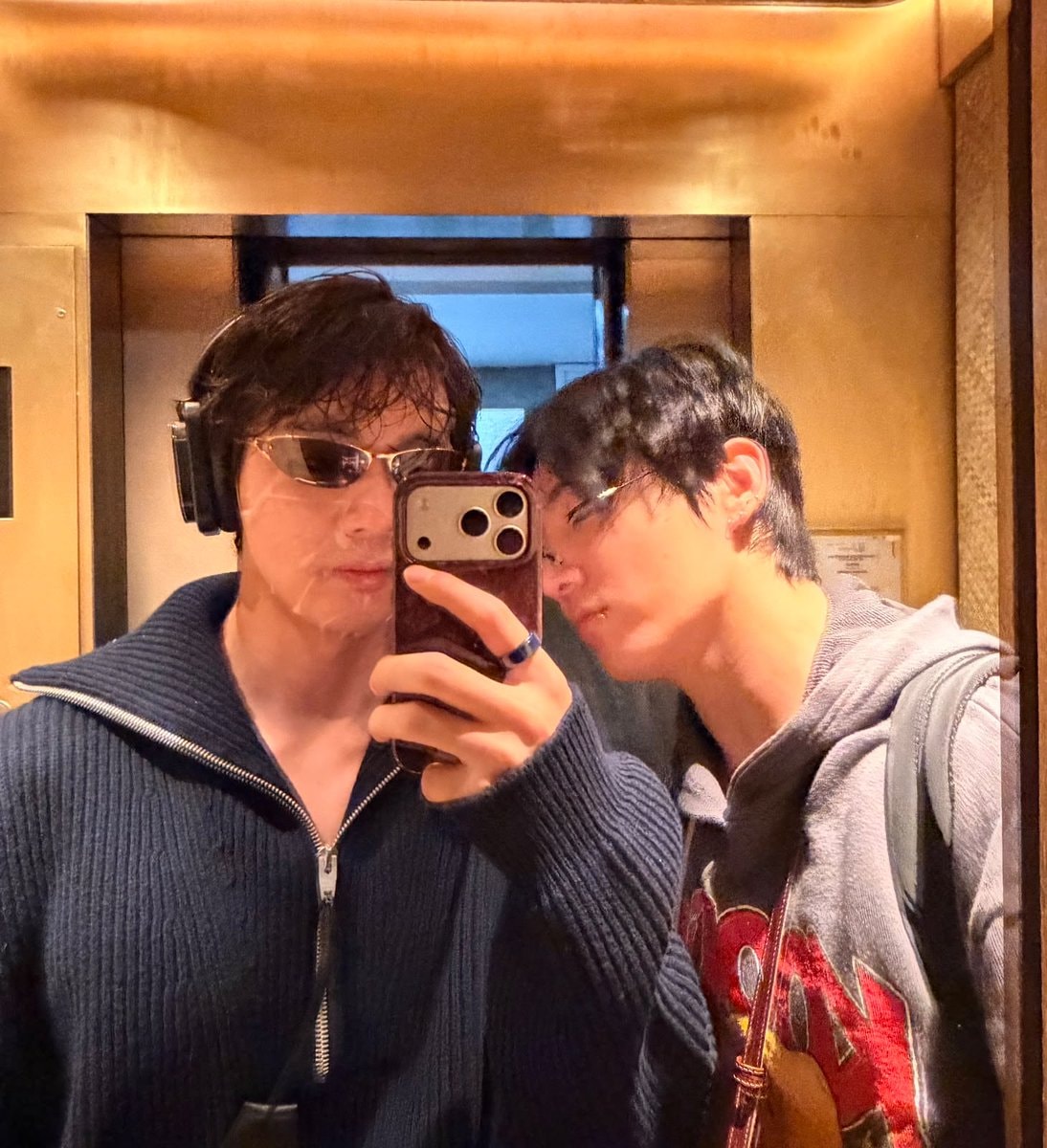 Taehyung Jungkook new photo